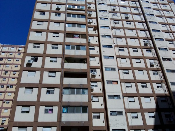 VENTA DE DEPTO EN DOCK SUD TORRE 3B