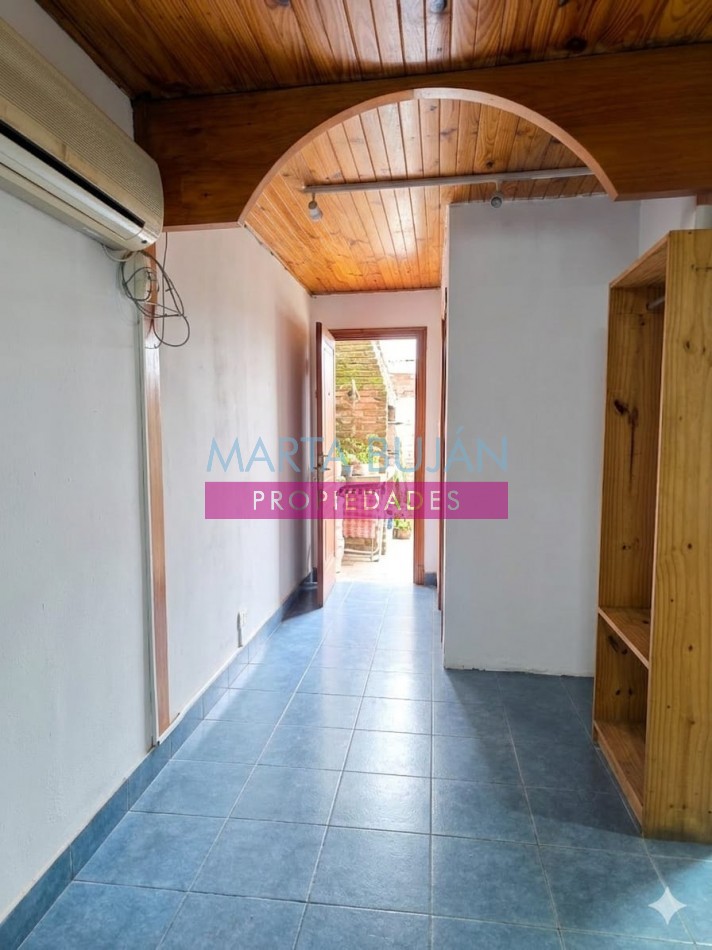 VENTA CASA EN PLANTAS. ESTANISLAO DEL CAMPO 1086-DOCK SUD