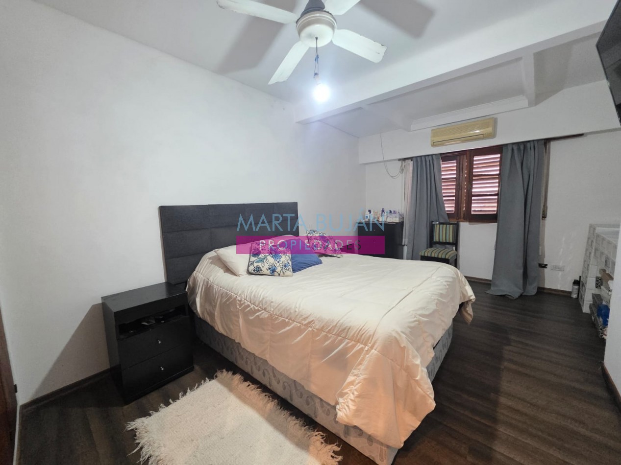 VENTA CASA IDEAL 2 FAMILIAS. M. CASTRO 2880 REMEDIOS DE ESCALADA
