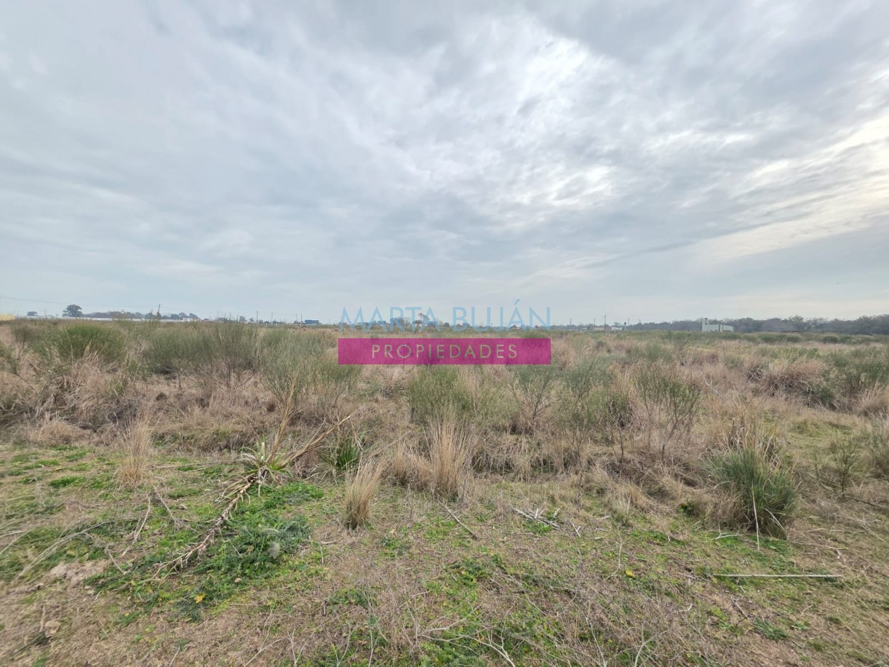 VENTA 8 LOTES 📍 BARRIO ESTACION ABASTO -LA PLATA-