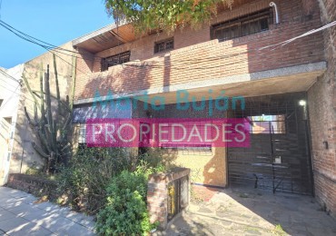 VENTA CASA IDEAL 2 FAMILIAS. M. CASTRO 2880 REMEDIOS DE ESCALADA